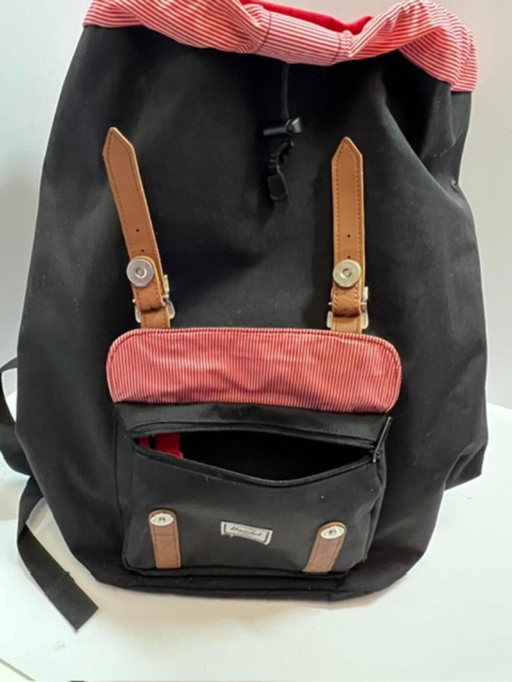The Herschel Supply Co Retreat Backpack w/Laptop Slot Drawstring Closure Black - Picture 7 of 16